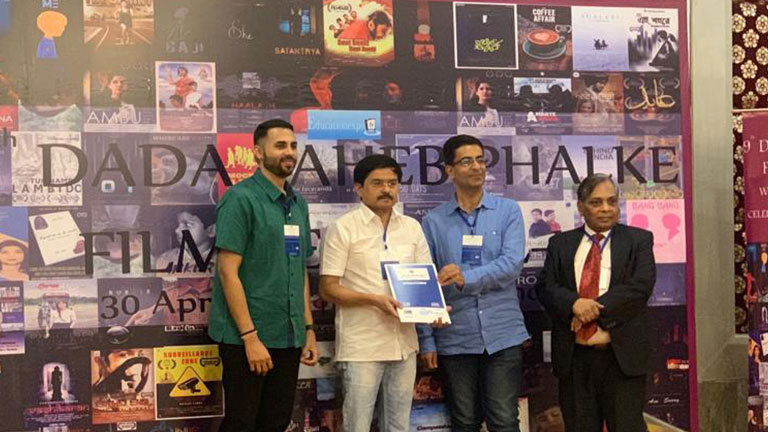 dadasaheb award for vishwadarshanam