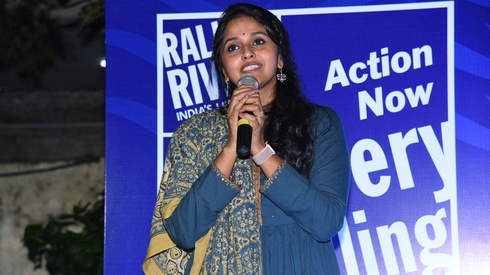 స్మిత ర్యాలీ ఫర్ రివర్ తెలుగు సాంగ్ లాంచ్