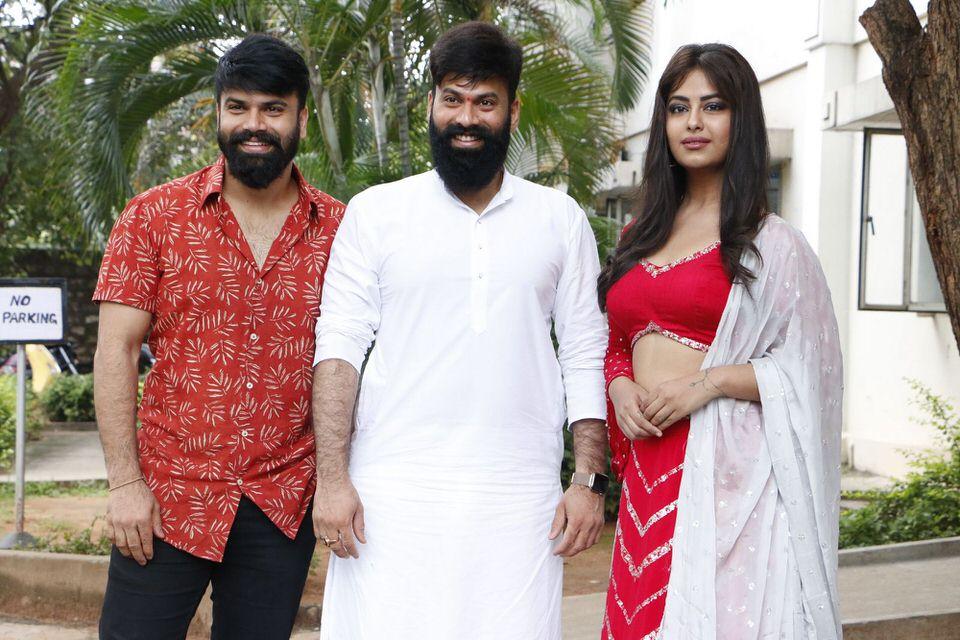 రాజు గారి గది 3 సక్సెస్ మీట్ ఫొటోస్