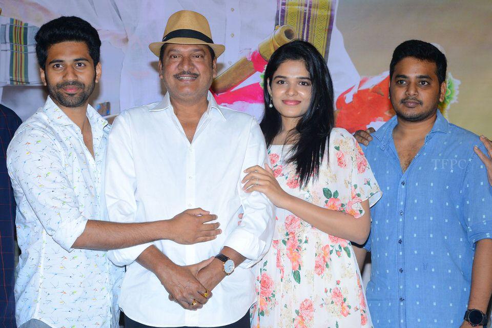 తోలుబొమ్మలాట ప్రెస్ మీట్ ఫొటోస్