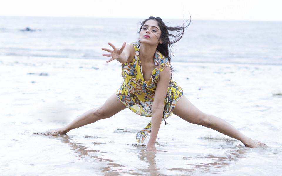 బ్యూటిఫుల్ మూవీ స్టిల్స్
