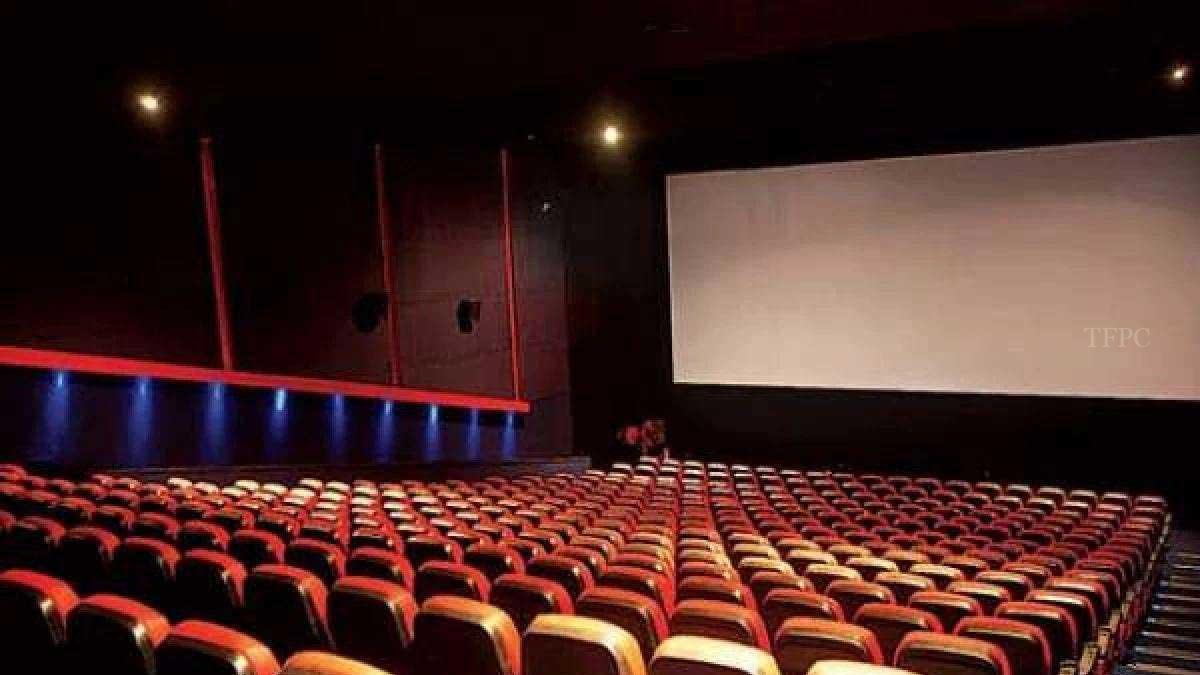 theaters 100 percentage seating