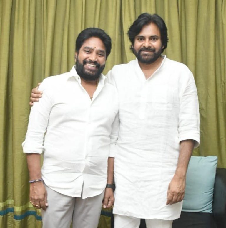థియేటర్ వివాదంలో ఊహించని మలుపు – రాజమండ్రి జనసేన ఇంచార్జ్ అనుశ్రీ సత్యనారాయణ థియేటర్ వివాదంలో ఊహించని మలుపు – రాజమండ్రి జనసేన ఇంచార్జ్ అనుశ్రీ సత్యనారాయణ