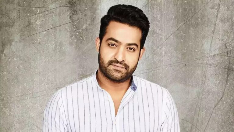 అనంతపురంలో ఉద్రిక్తత – ఎమ్మెల్యే క్యాంప్ ఆఫీస్‌ను ముట్టడించిన జూ. ఎన్టీఆర్ అభిమానులు