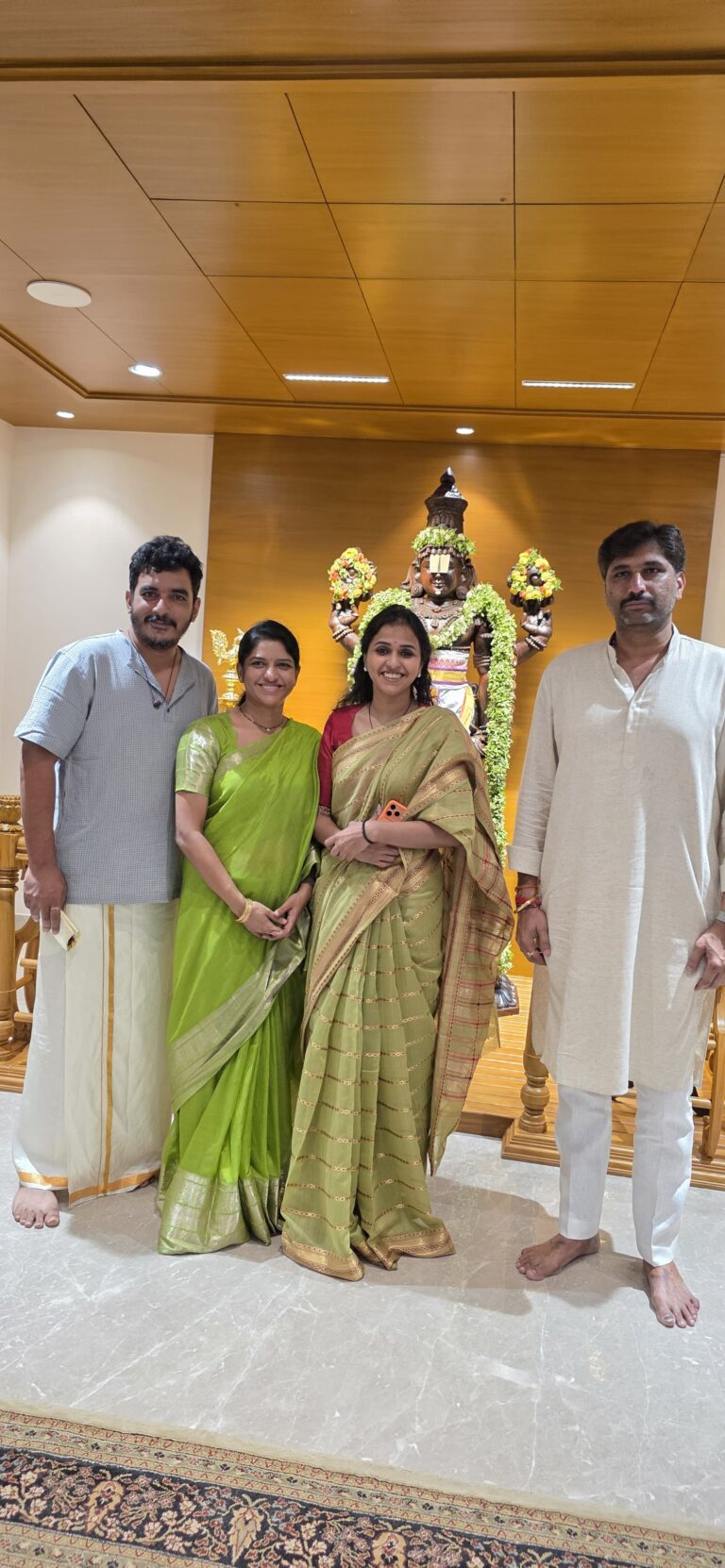 తత్వ గీతాలతో “తత్వమసి” ప్రారంభించిన గాయని స్మిత