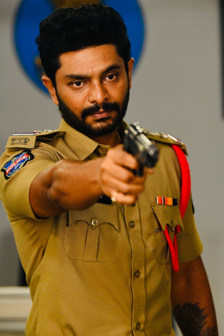సంజయ్ రావ్ పుట్టిన రోజు సందర్భంగా ‘హిట్ అండ్ రన్’ ఫస్ట్ లుక్ రిలీజ్
