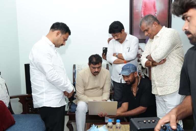 అనకాపల్లి ఎంపీ సి.ఎం. రమేష్ చేతుల మీదుగా “చకోర- లూనార్ లవ్ బర్డ్” మూవీ ‘అద్దంలా చేయనా..’ సాంగ్ రిలీజ్