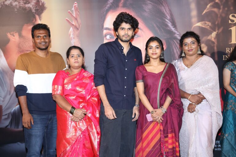 ఘనంగా ‘కాగితం పడవలు’ ట్రైలర్ లాంచ్ ఈవెంట్