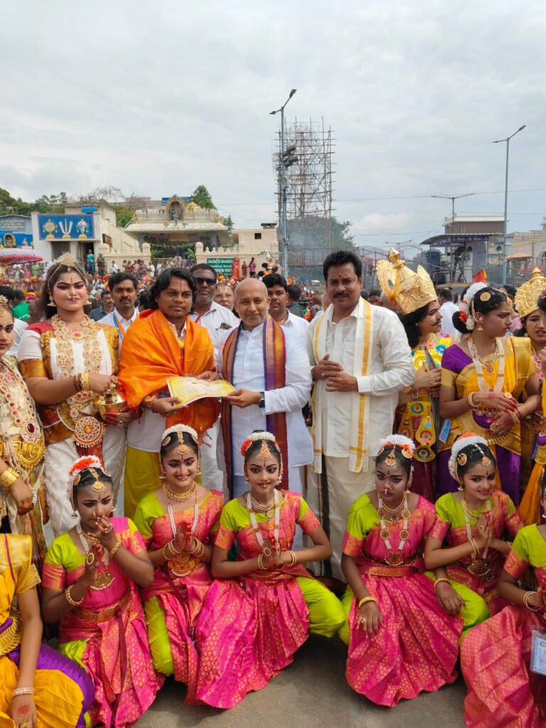శ్రీవారి సాలకట్ల బ్రహ్మోత్సవాల్లో భాగంగా ఐదవ రోజు