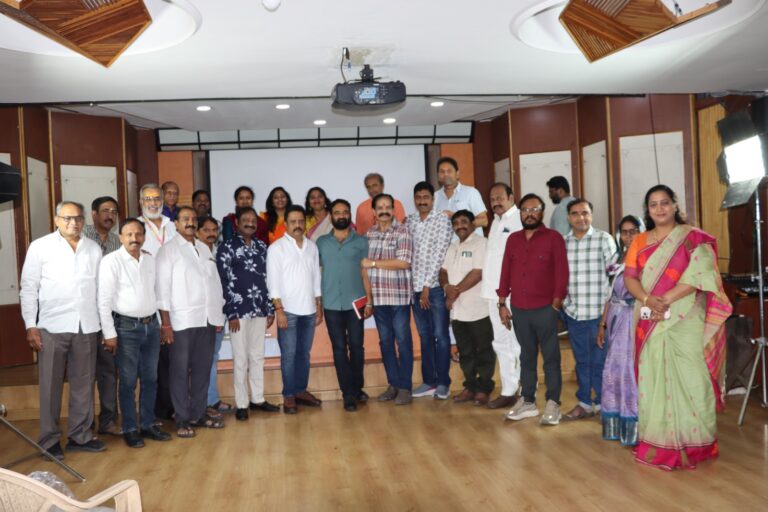 తెలుగు టెలివిషన్ 24 క్రాఫ్ట్స్ తో ఏపీ ఎఫ్డిసి చైర్మన్ భరత్ భూషణ్ చర్చలు