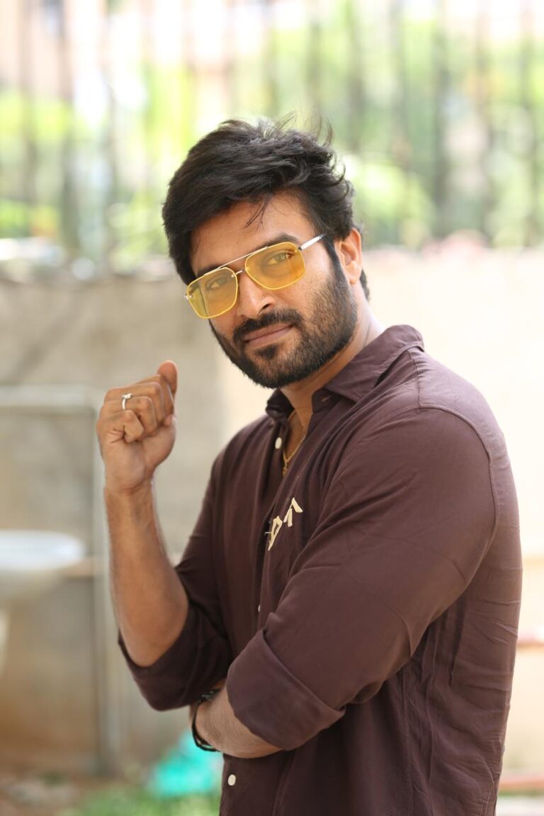 ‘తత్వం’లో క్లైమాక్స్‌ను ఎవరూ గెస్‌ చేయలేరు: హీరో దినేష్‌ తేజ